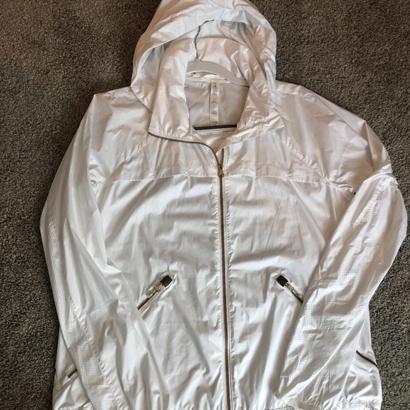 Lululemon Rain/Wind Jacket - Picture 1 of 7